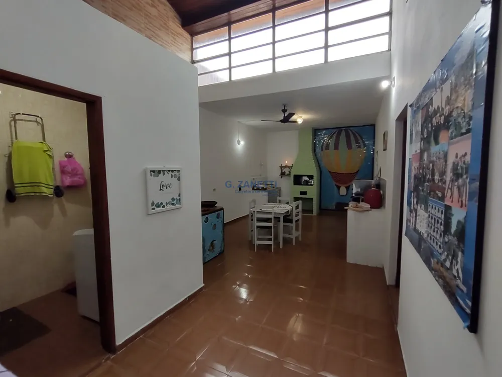 Casa, 3 quartos, 193 m² - Foto 2