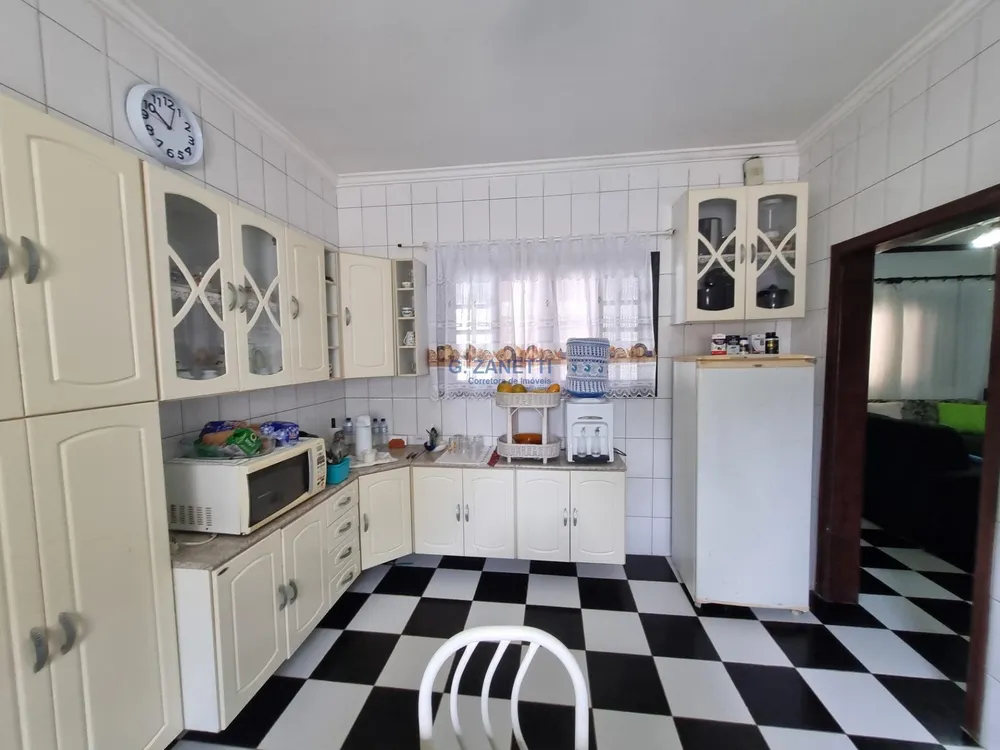 Casa, 3 quartos, 198 m² - Foto 1