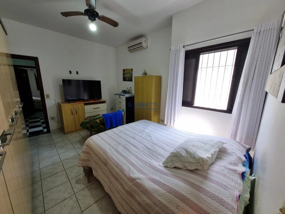 Casa, 3 quartos, 198 m² - Foto 2