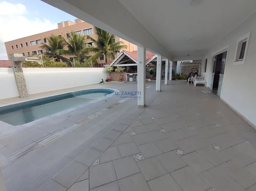 Casa, 5 quartos, 280 m² - Foto 3