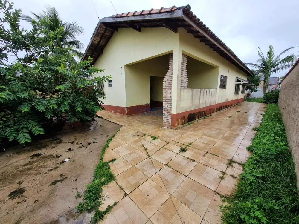 Casa à venda e aluguel com 2 quartos, 130m² - Foto 3