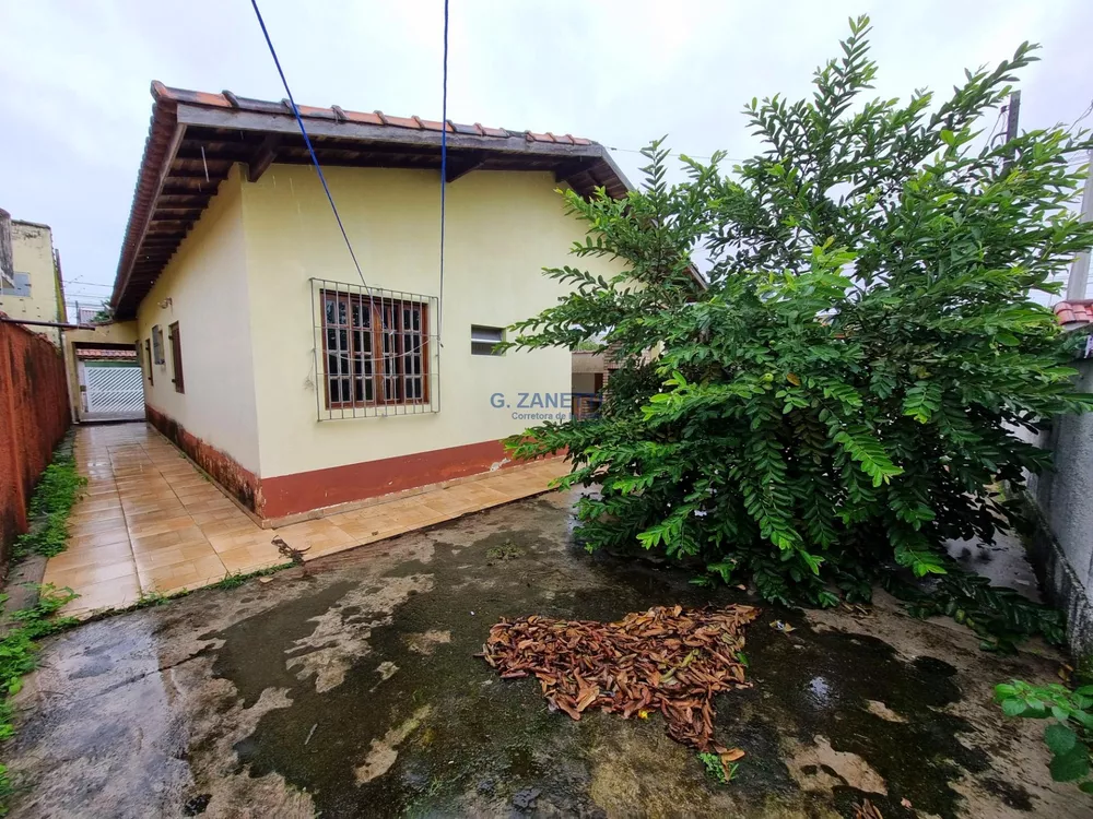 Casa à venda e aluguel com 2 quartos, 130m² - Foto 4