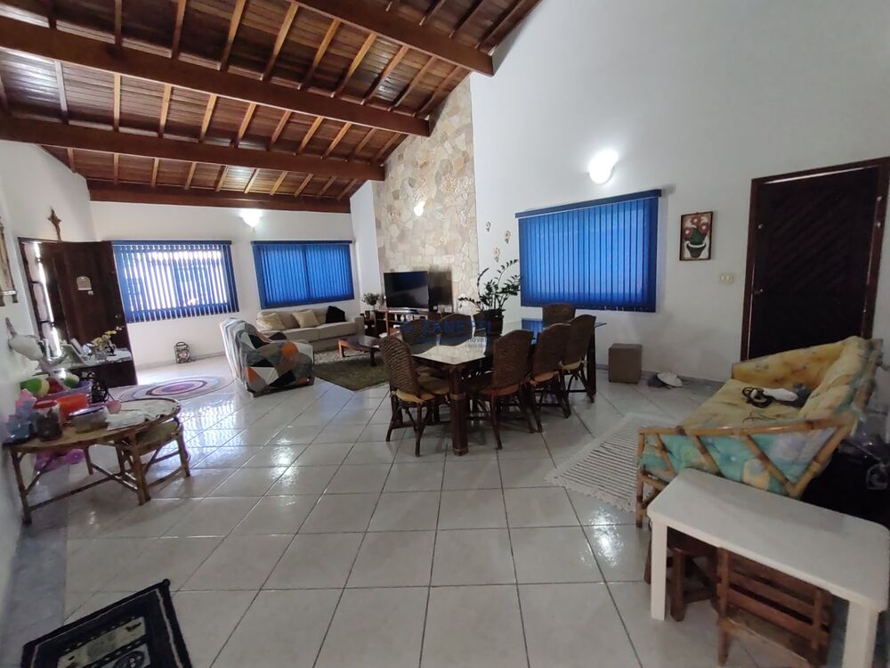 Casa, 3 quartos, 206 m² - Foto 4