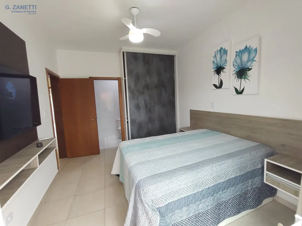 Sobrado, 4 quartos, 214 m² - Foto 1