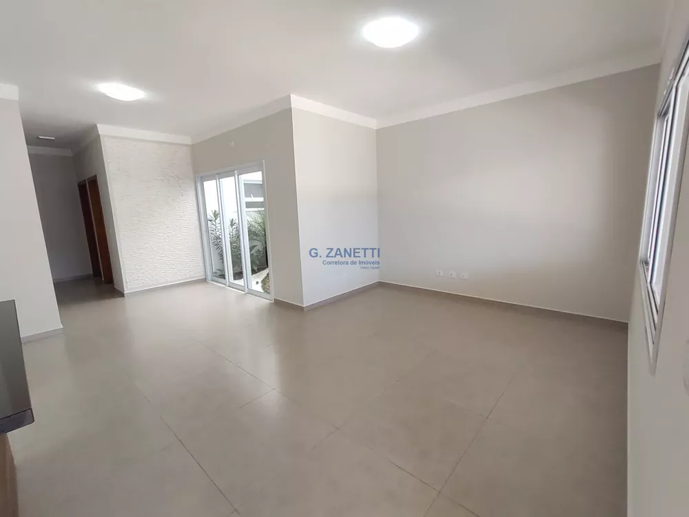 Casa à venda com 3 quartos, 141m² - Foto 11