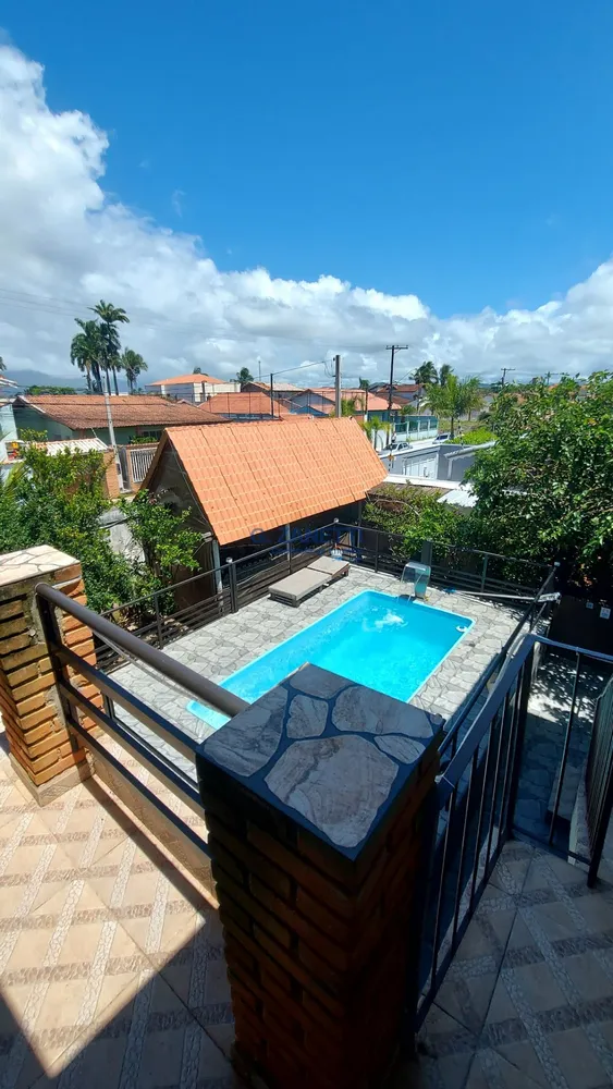 Casa, 5 quartos, 190 m² - Foto 1