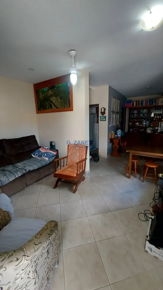 Casa, 5 quartos, 190 m² - Foto 2