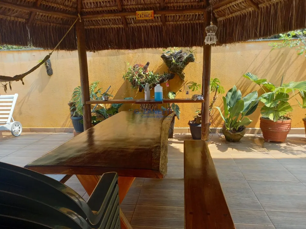 Casa, 6 quartos, 450 m² - Foto 1
