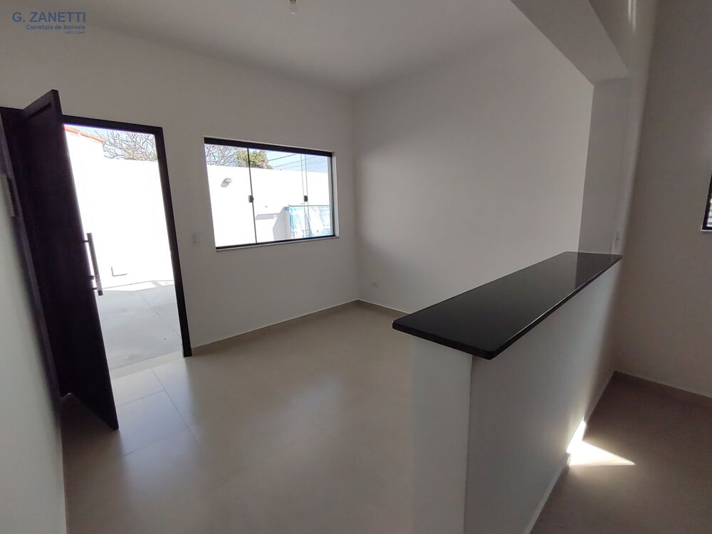 Apartamento à venda com 1 quarto, 40m² - Foto 2