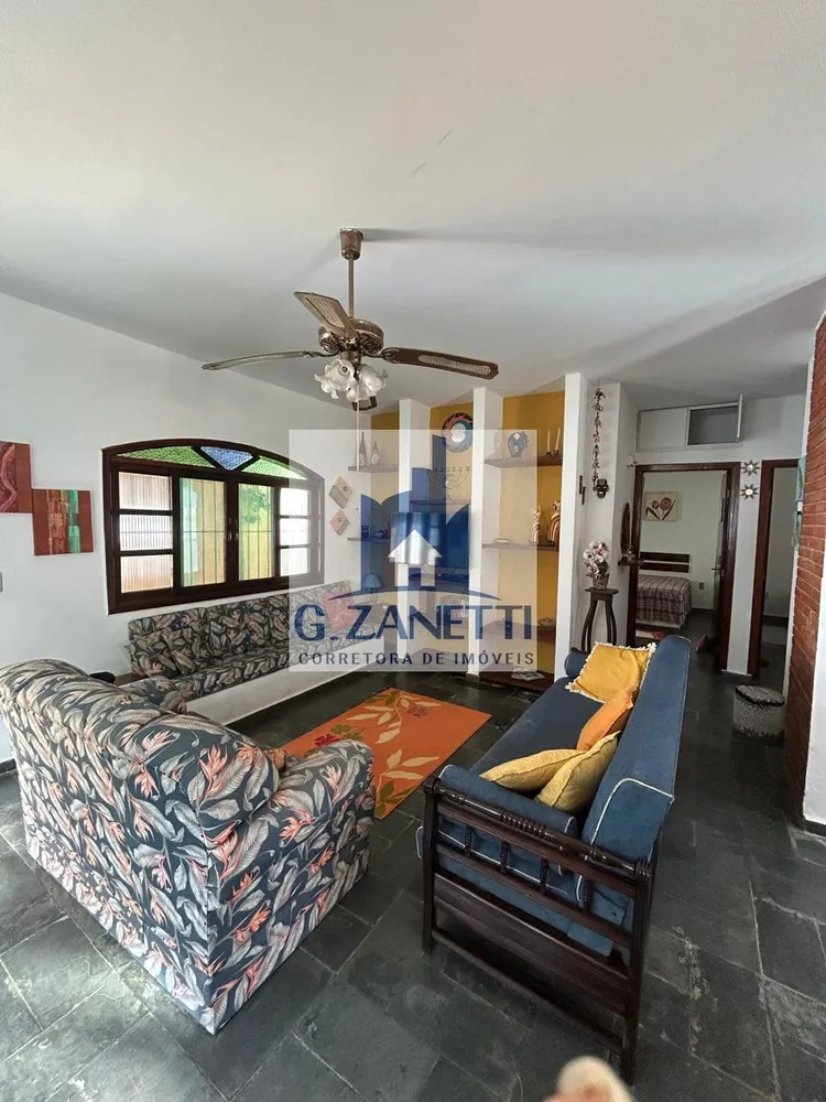 Casa, 3 quartos, 168 m² - Foto 1