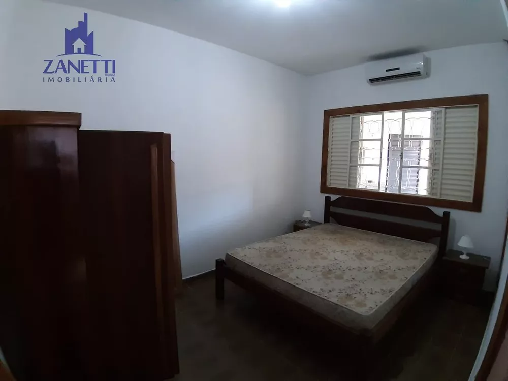 Casa, 2 quartos, 80 m² - Foto 1
