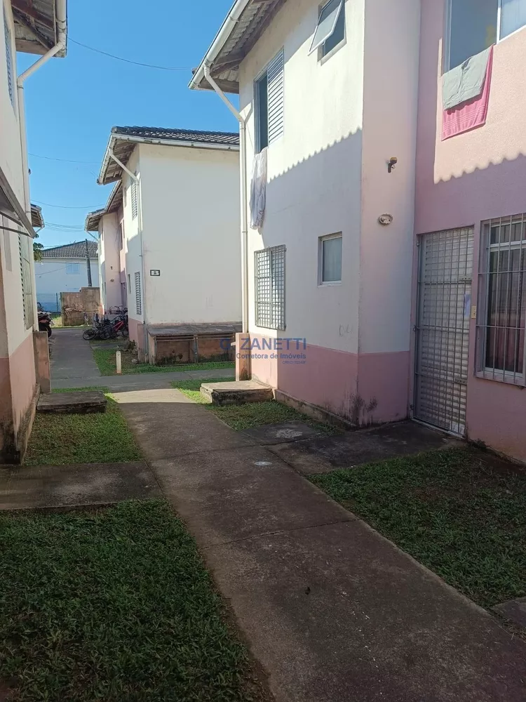 Apartamento à venda com 2 quartos, 44m² - Foto 1