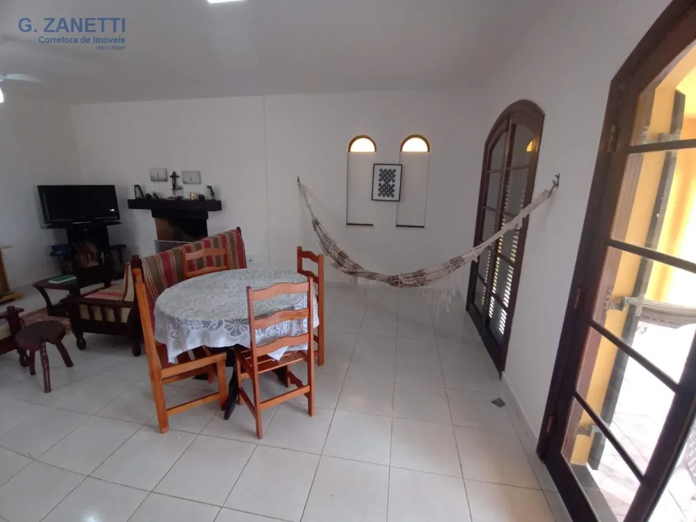 Casa, 3 quartos, 150 m² - Foto 3