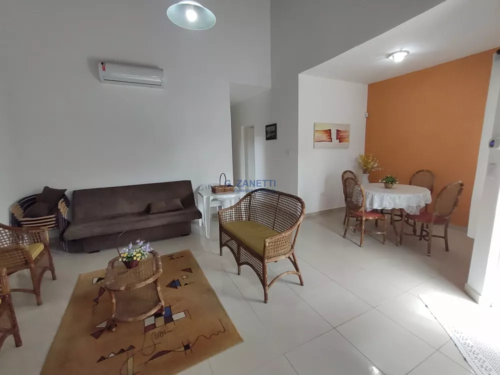 Casa à venda com 3 quartos, 151m² - Foto 7