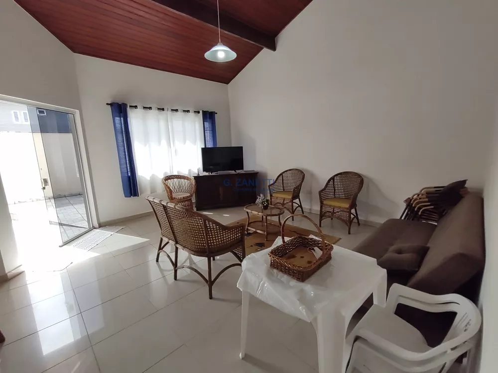 Casa à venda com 3 quartos, 151m² - Foto 5