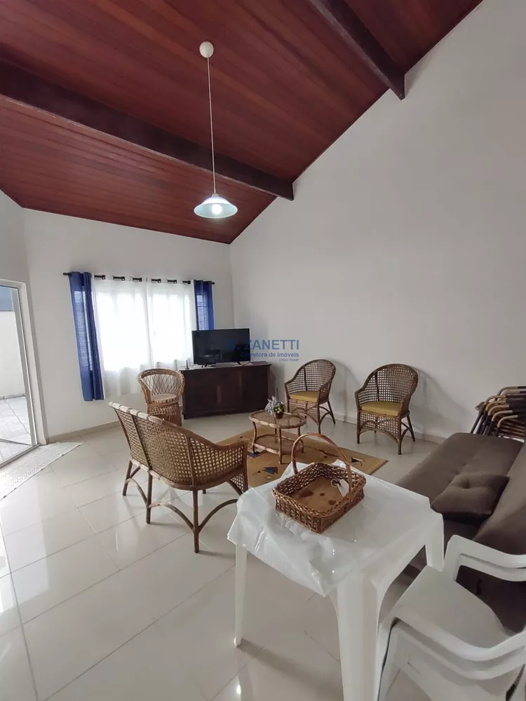 Casa à venda com 3 quartos, 151m² - Foto 12