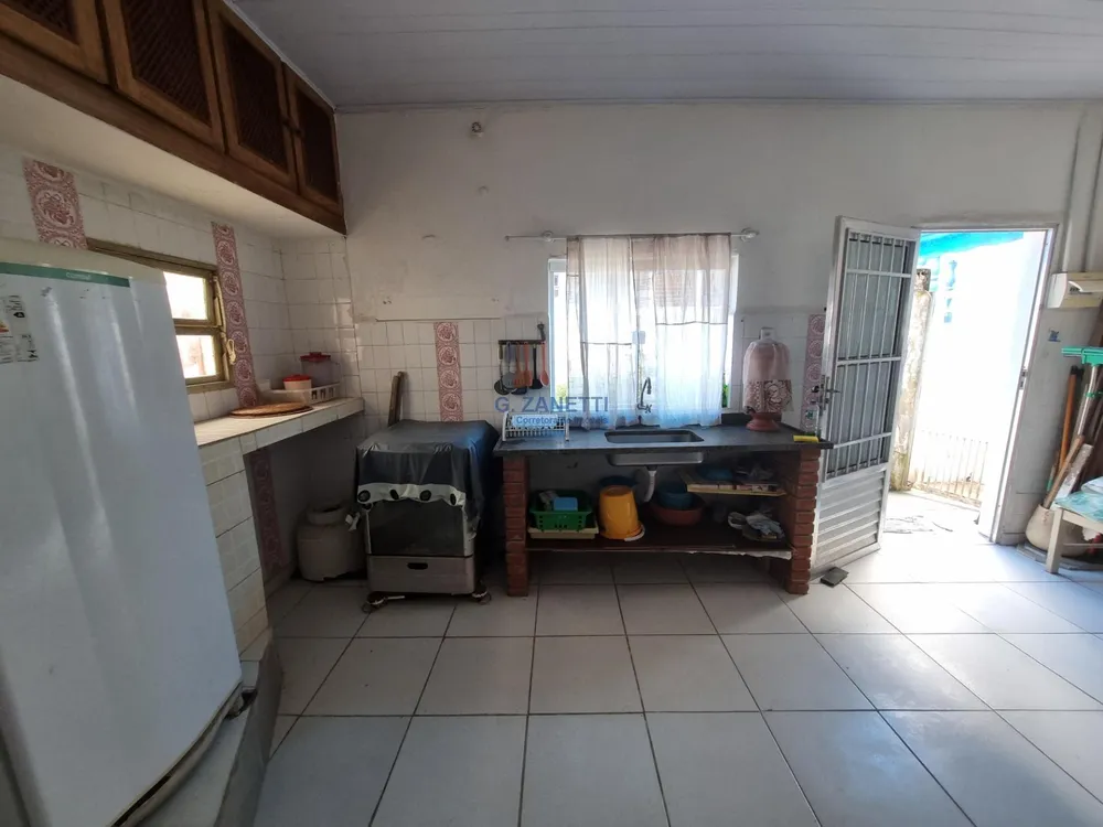 Casa, 7 quartos, 240 m² - Foto 5