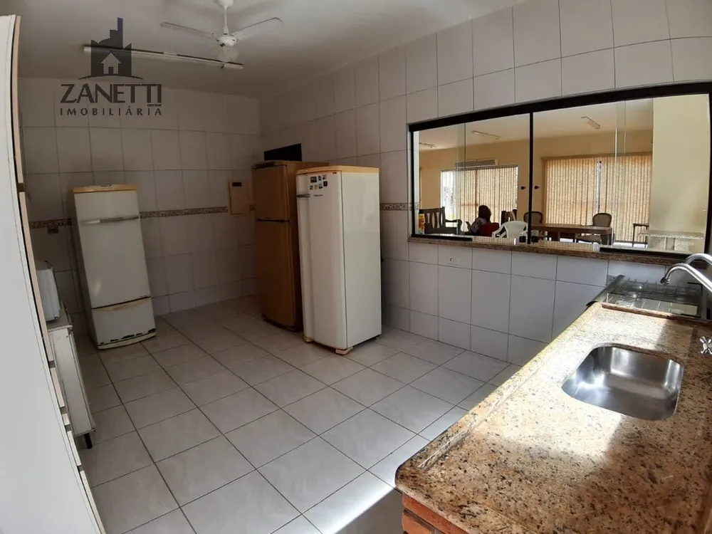 Sobrado, 2 quartos, 584 m² - Foto 13