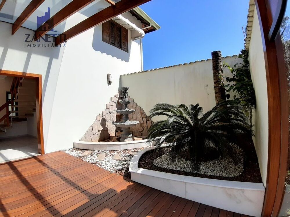 Sobrado, 2 quartos, 584 m² - Foto 4