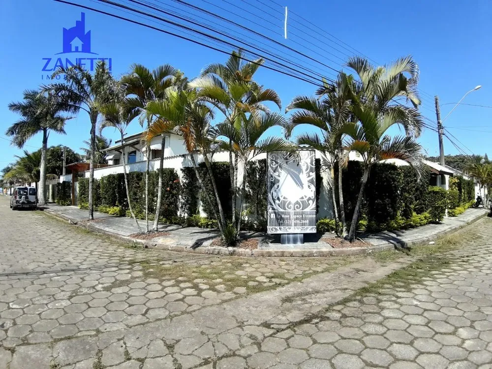 Sobrado, 2 quartos, 584 m² - Foto 1