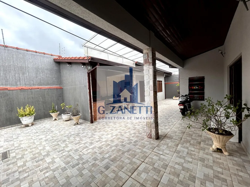 Casa, 3 quartos, 252 m² - Foto 3