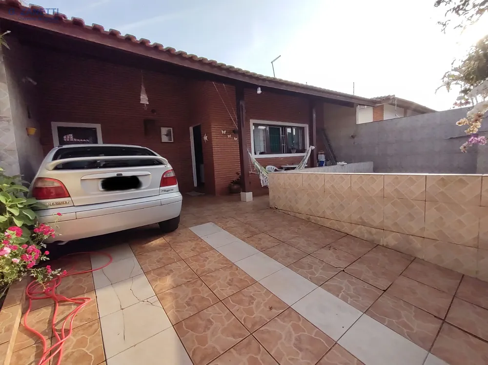 Casa, 4 quartos, 147 m² - Foto 1