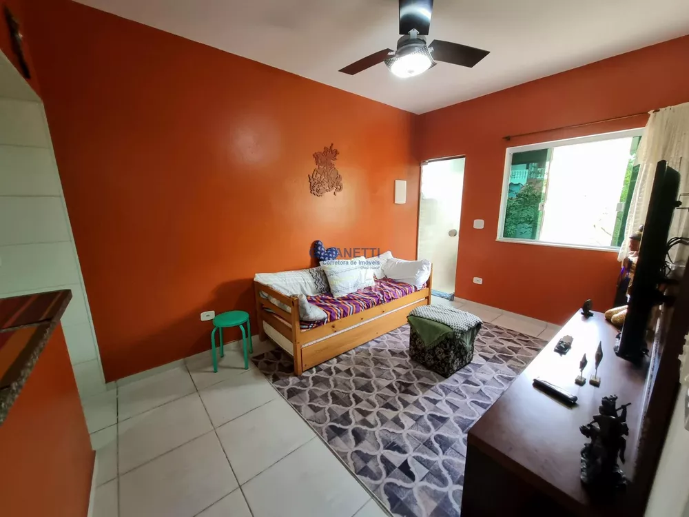 Casa, 2 quartos, 62 m² - Foto 1