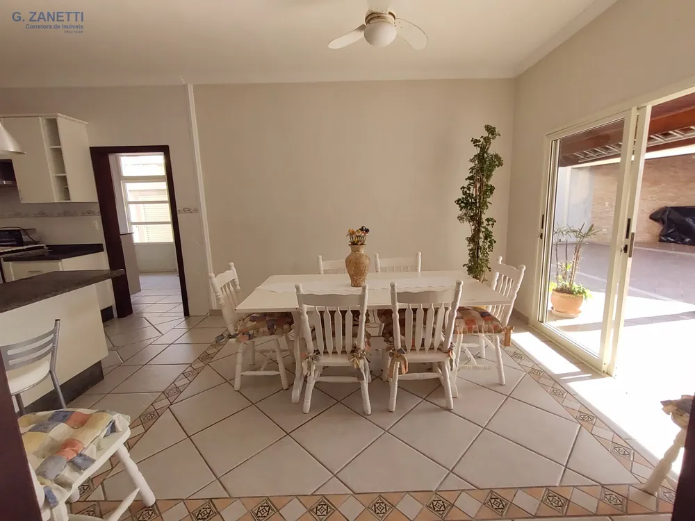 Casa, 5 quartos, 334 m² - Foto 9