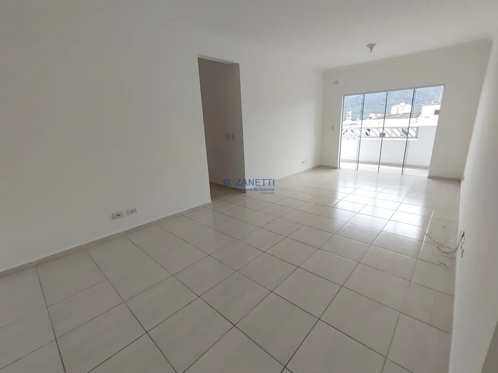 Apartamento, 3 quartos, 130 m² - Foto 2