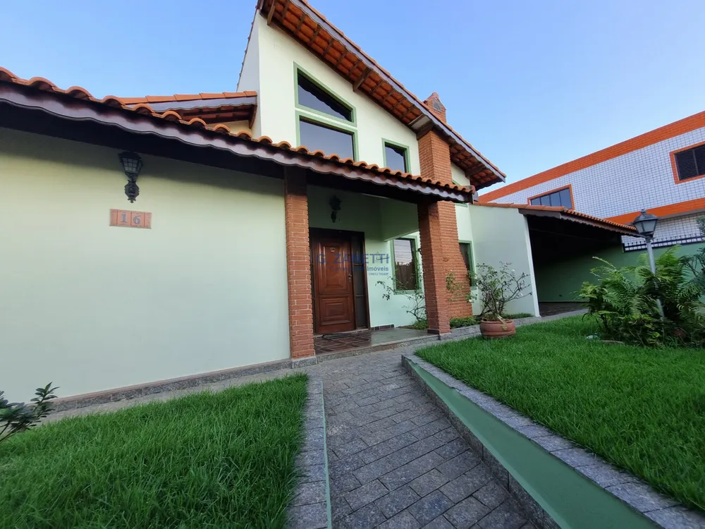 Casa, 4 quartos, 334 m² - Foto 1