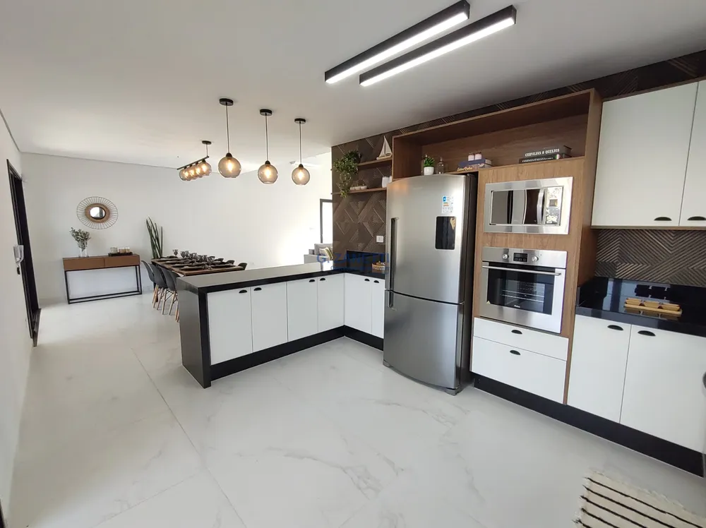 Casa, 4 quartos, 252 m² - Foto 10