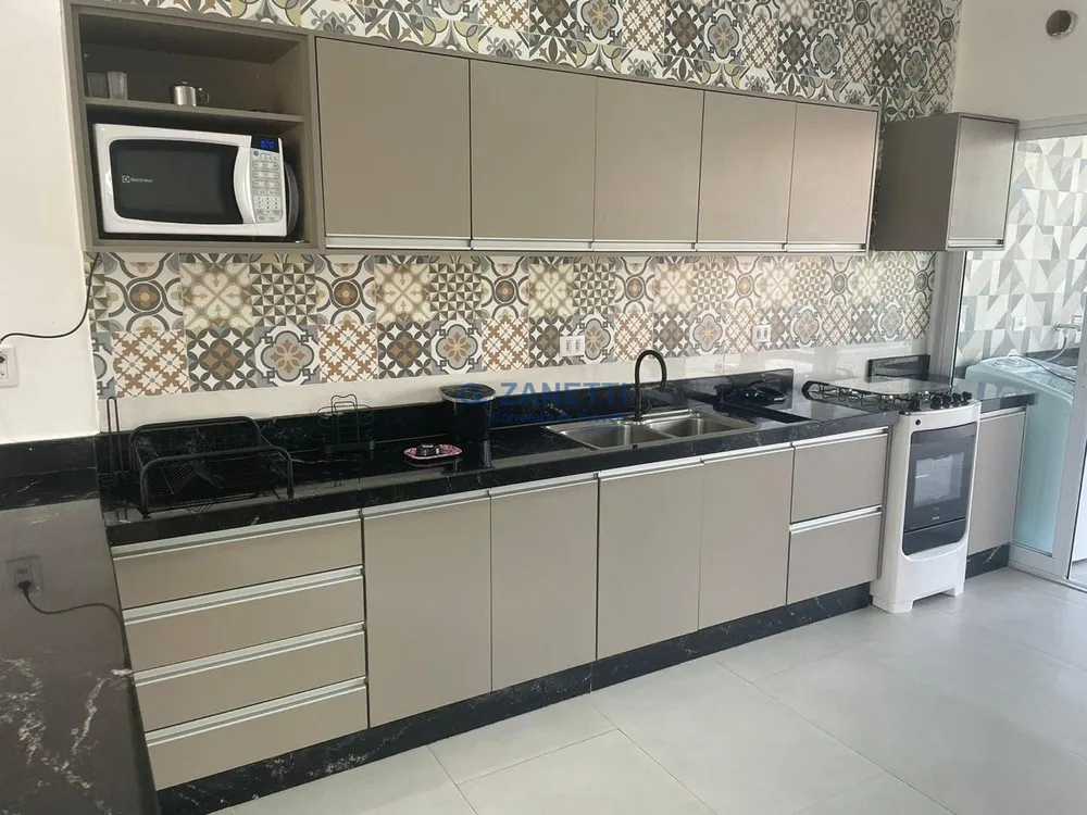 Casa, 4 quartos, 240 m² - Foto 10