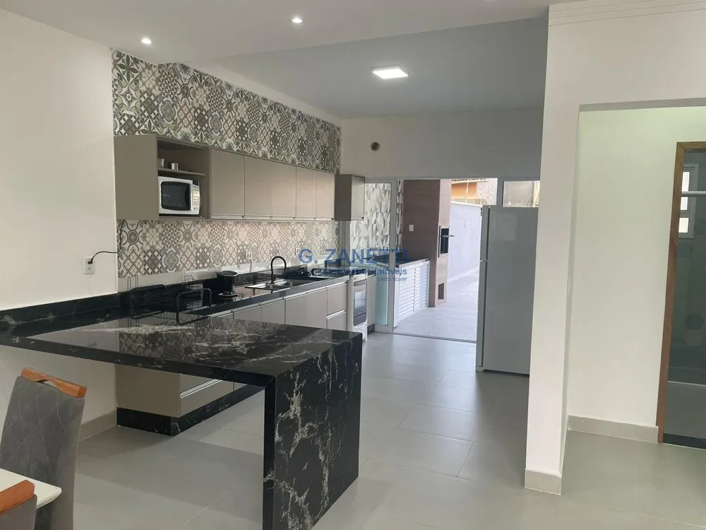 Casa, 4 quartos, 240 m² - Foto 11