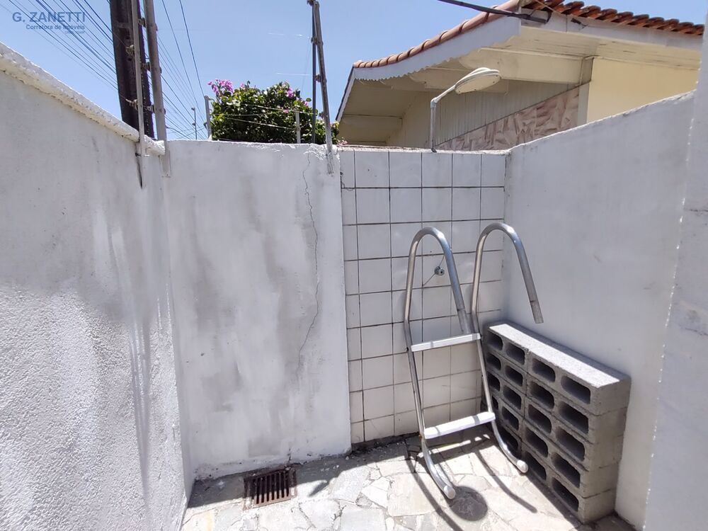 Casa, 4 quartos, 300 m² - Foto 3