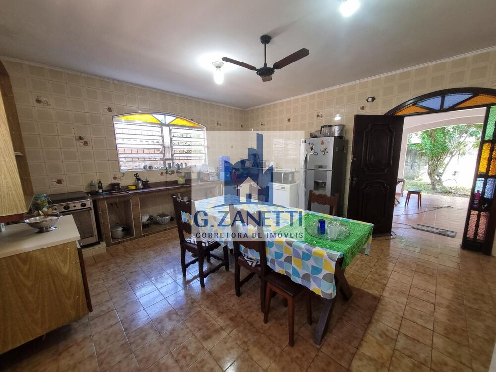 Casa, 3 quartos, 307 m² - Foto 2