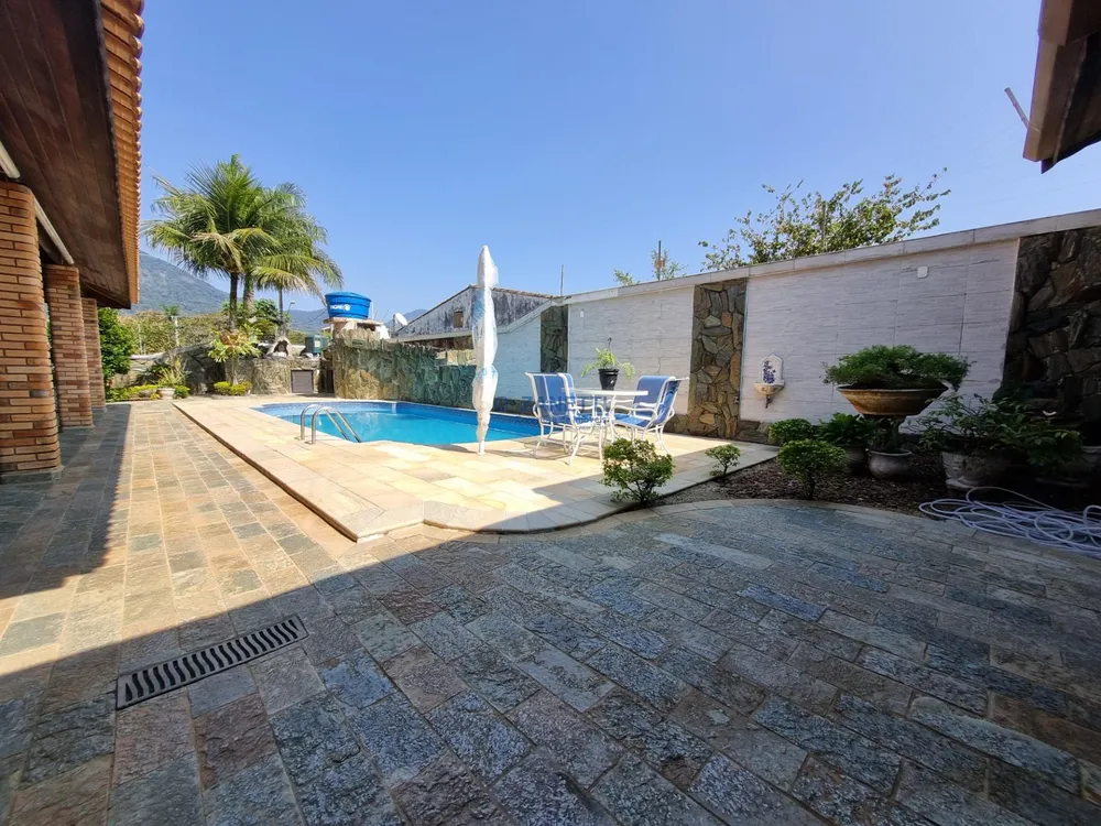Casa, 3 quartos, 257 m² - Foto 2