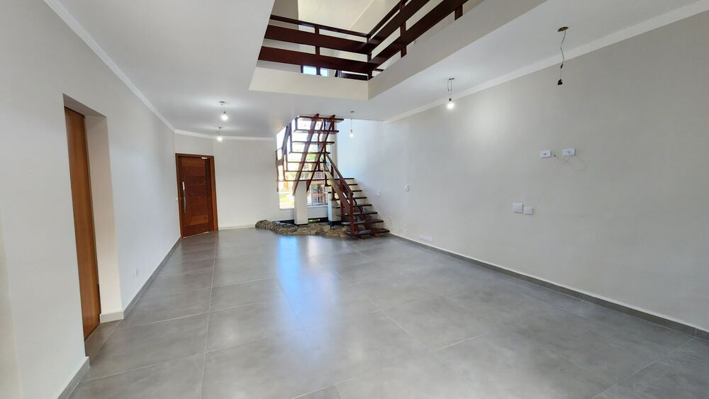 Casa de Condomínio à venda com 5 quartos, 350m² - Foto 4