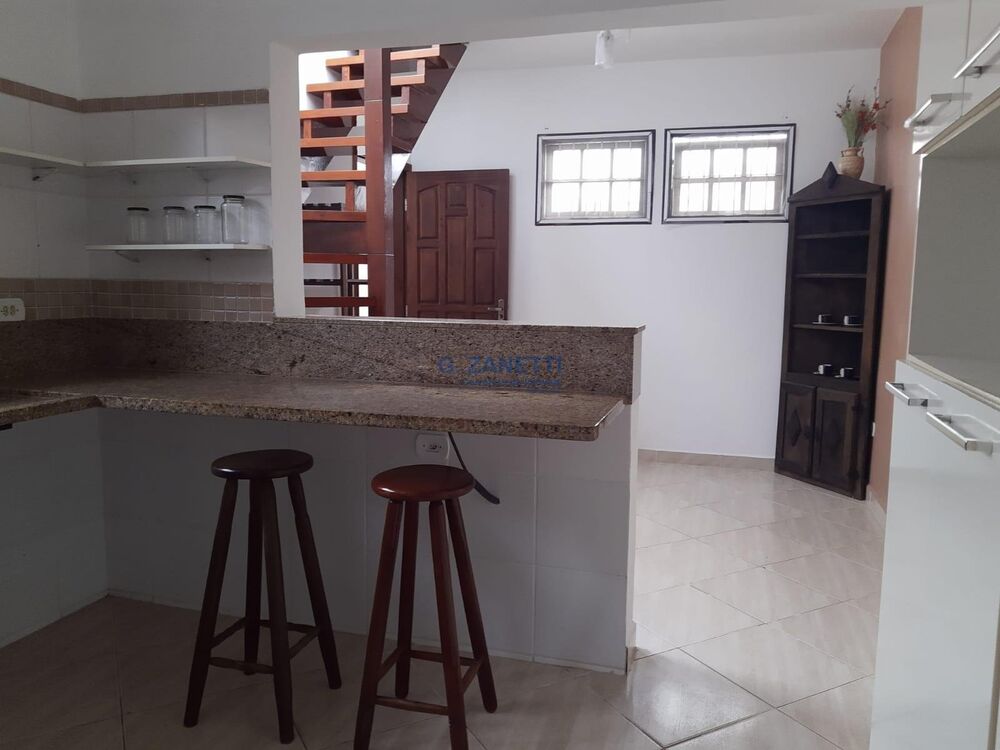 Casa à venda com 3 quartos, 190m² - Foto 6