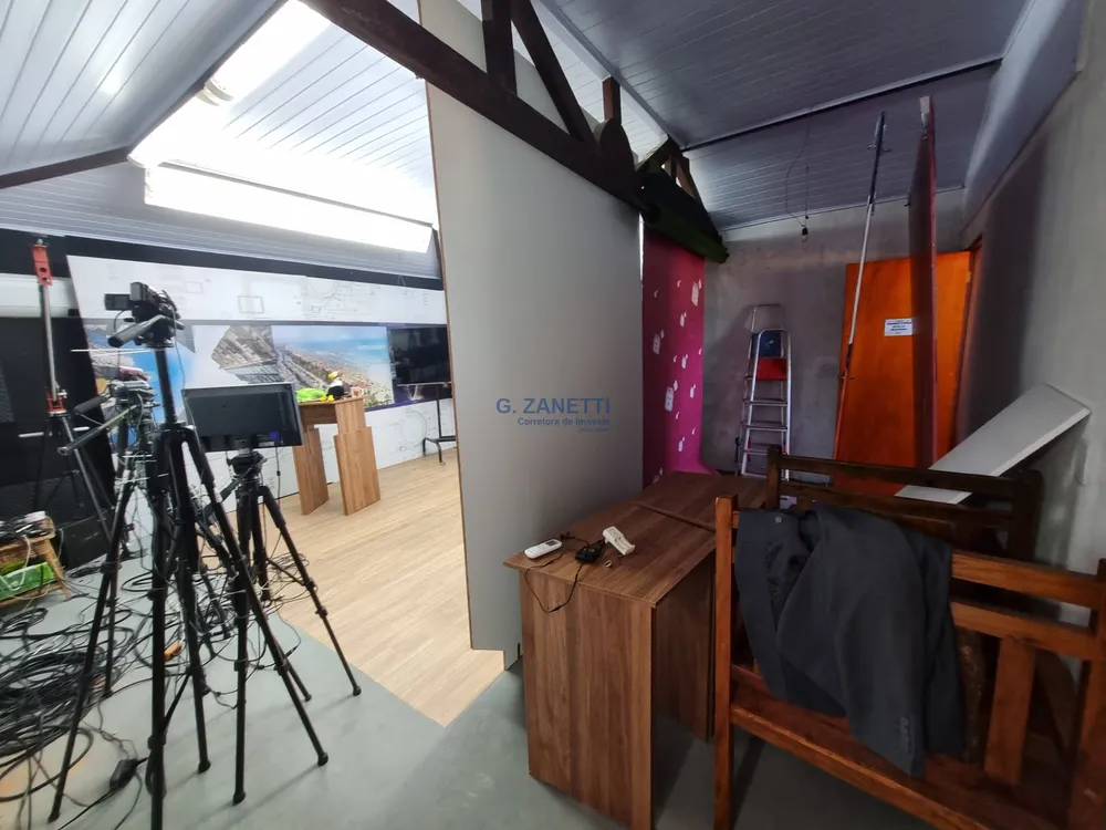 Prédio Inteiro, 300 m² - Foto 1