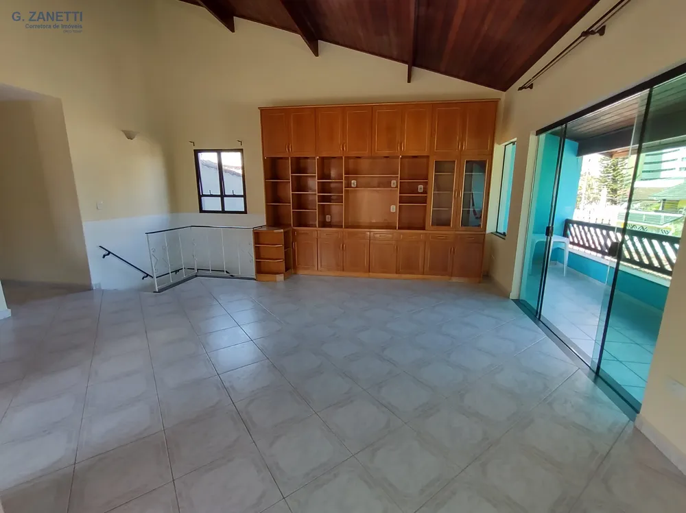 Sobrado, 4 quartos, 339 m² - Foto 1