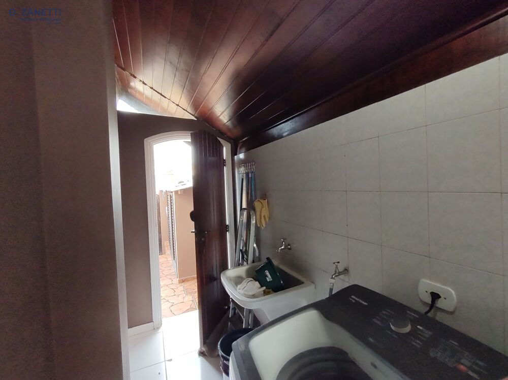 Casa, 4 quartos, 280 m² - Foto 4
