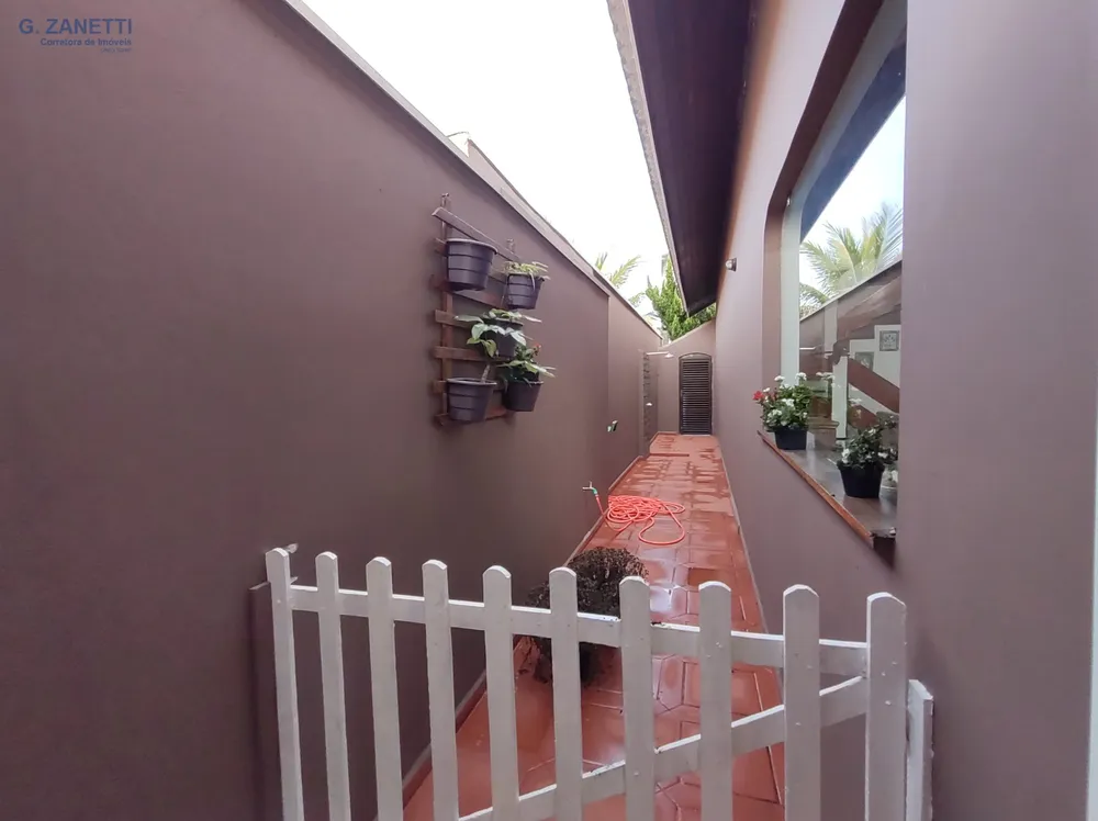 Casa, 4 quartos, 280 m² - Foto 11