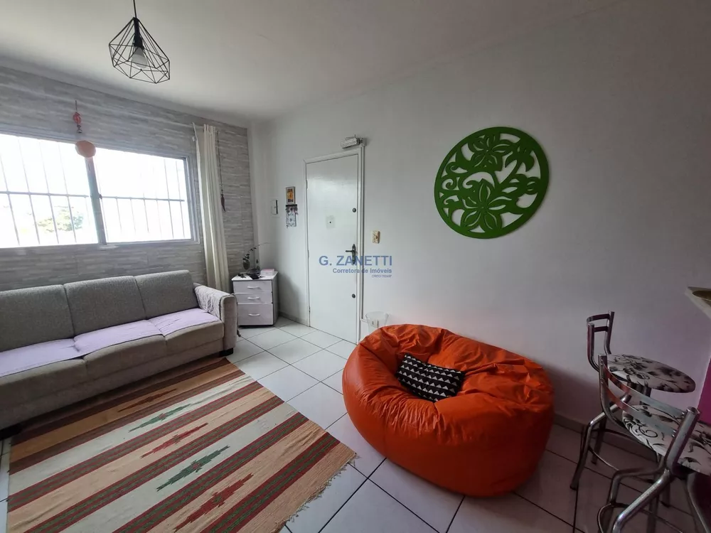 Apartamento à venda com 2 quartos, 49m² - Foto 2