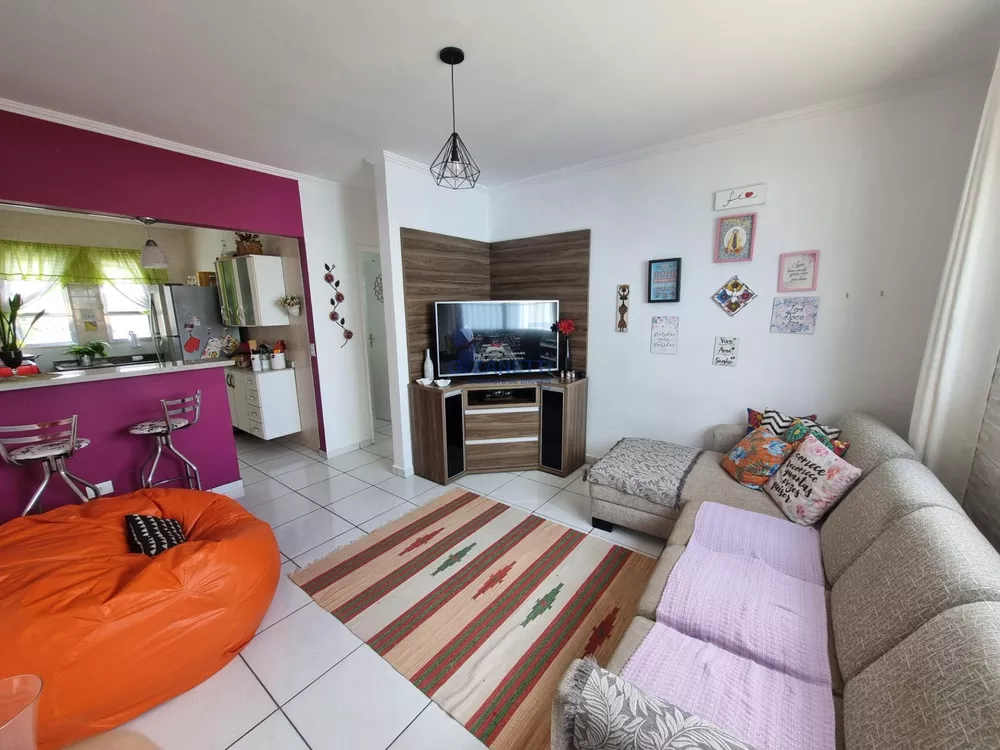 Apartamento à venda com 2 quartos, 49m² - Foto 1