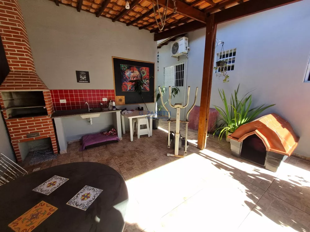 Casa à venda com 3 quartos, 110m² - Foto 4