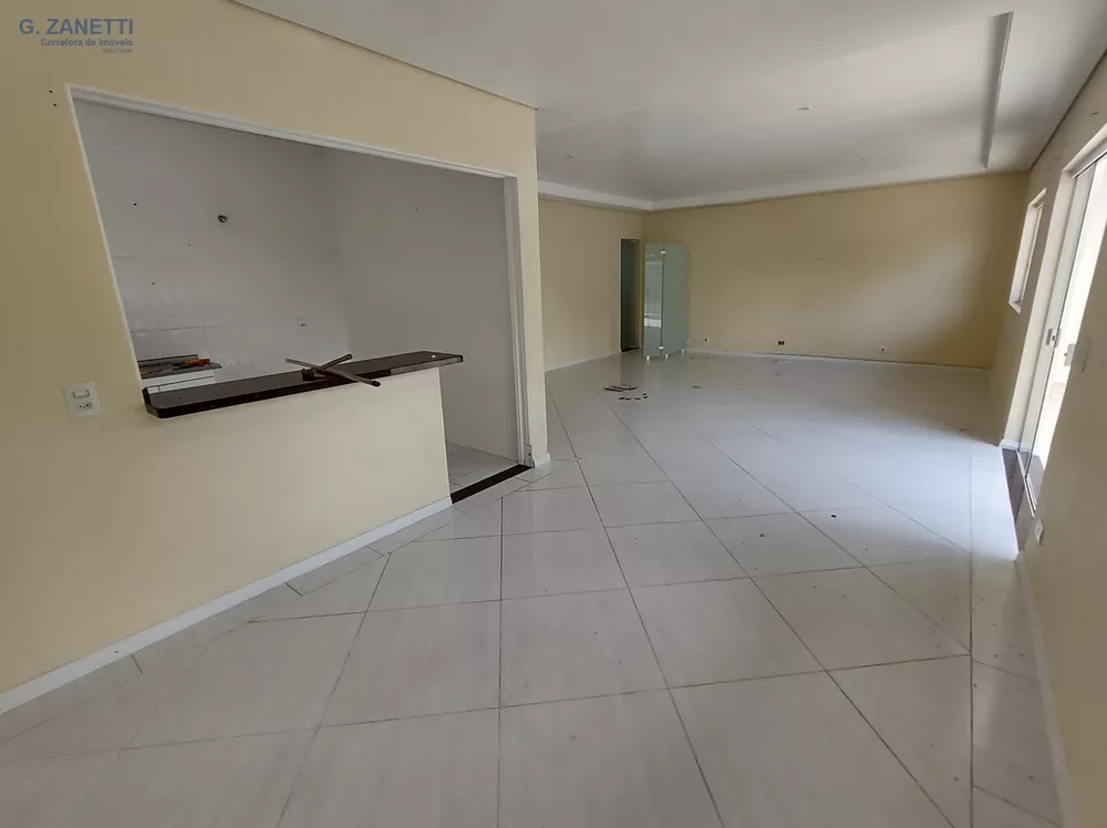 Casa, 3 quartos, 180 m² - Foto 3