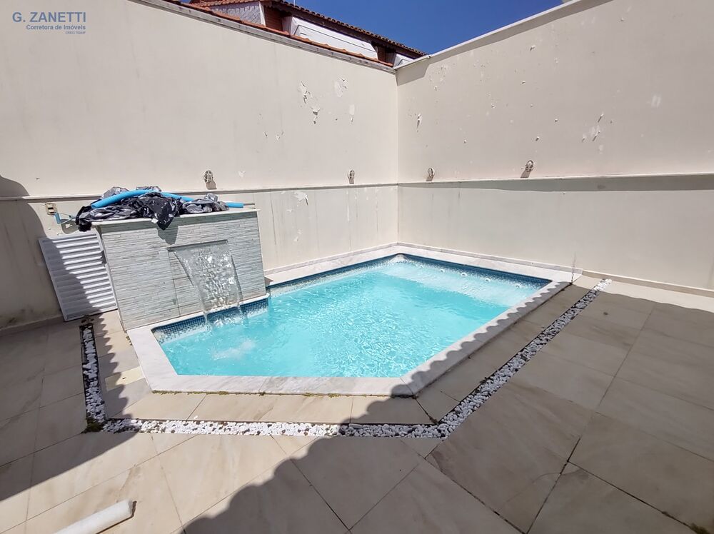 Casa à venda com 3 quartos, 180m² - Foto 8