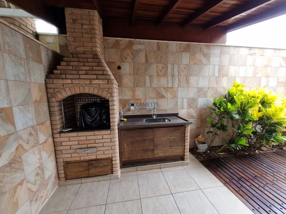 Casa de Condomínio, 4 quartos - Foto 1