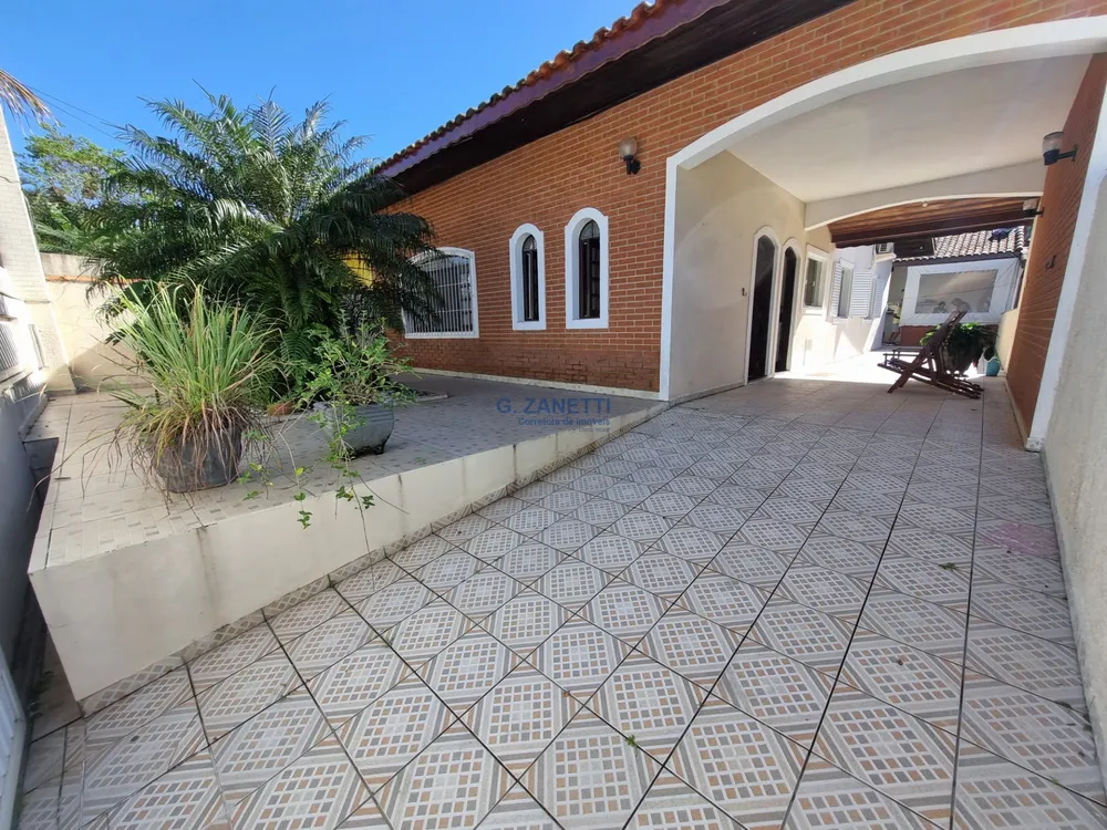 Casa, 4 quartos, 150 m² - Foto 1