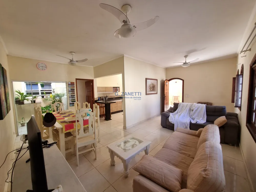 Casa, 4 quartos, 150 m² - Foto 2